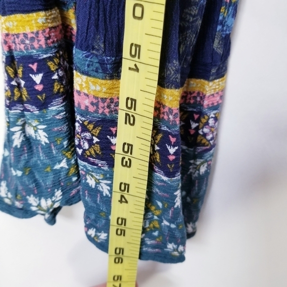 Mudd Jumpsuit size S Romper One‎ piece keyhole back button closure blue floral S - Picture 3 of 16